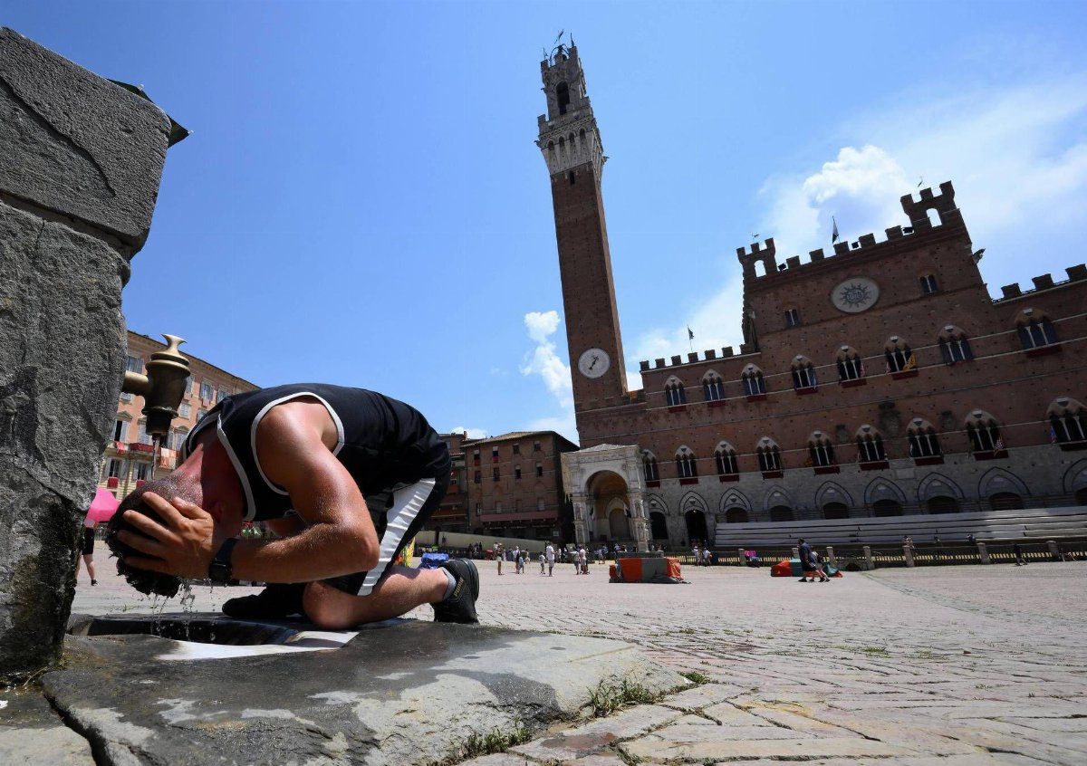 Meteo, caldo in Italia: oggi tutte le città in verde, ma domenica torna l