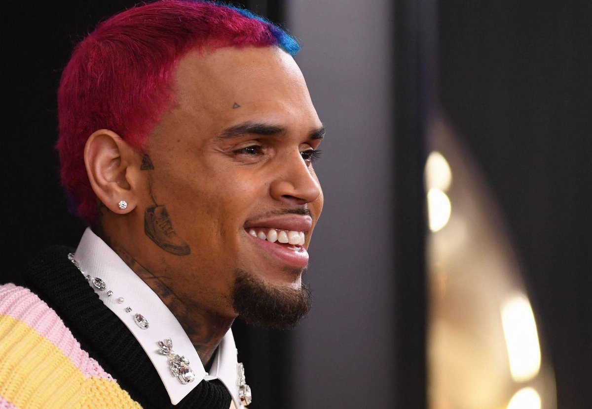 Chris Brown rilasciato su cauzione da 5 milioni: confermato il tour mondiale