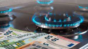 Gas sale oltre 40 euro e greggio +3.7%