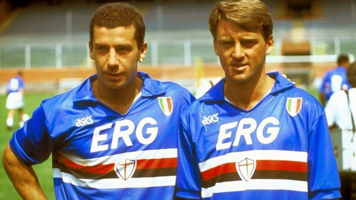 Tre anni dalla scomparsa di Gianluca Vialli, Genova celebra il bomber blucerchiato Tre anni dalla scomparsa di Gianluca Vialli, Genova celebra il bomber blucerchiato