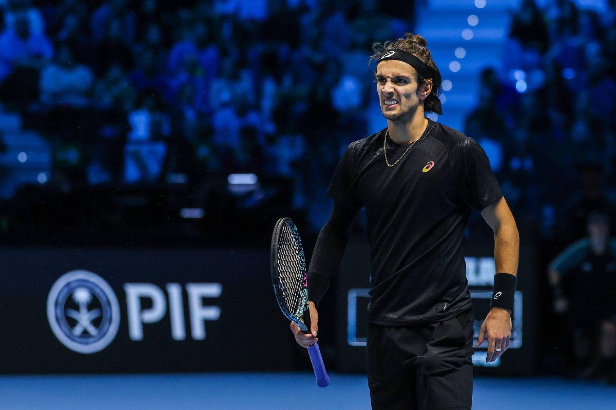 Musetti elogia Sinner: un riferimento per il tennis italiano