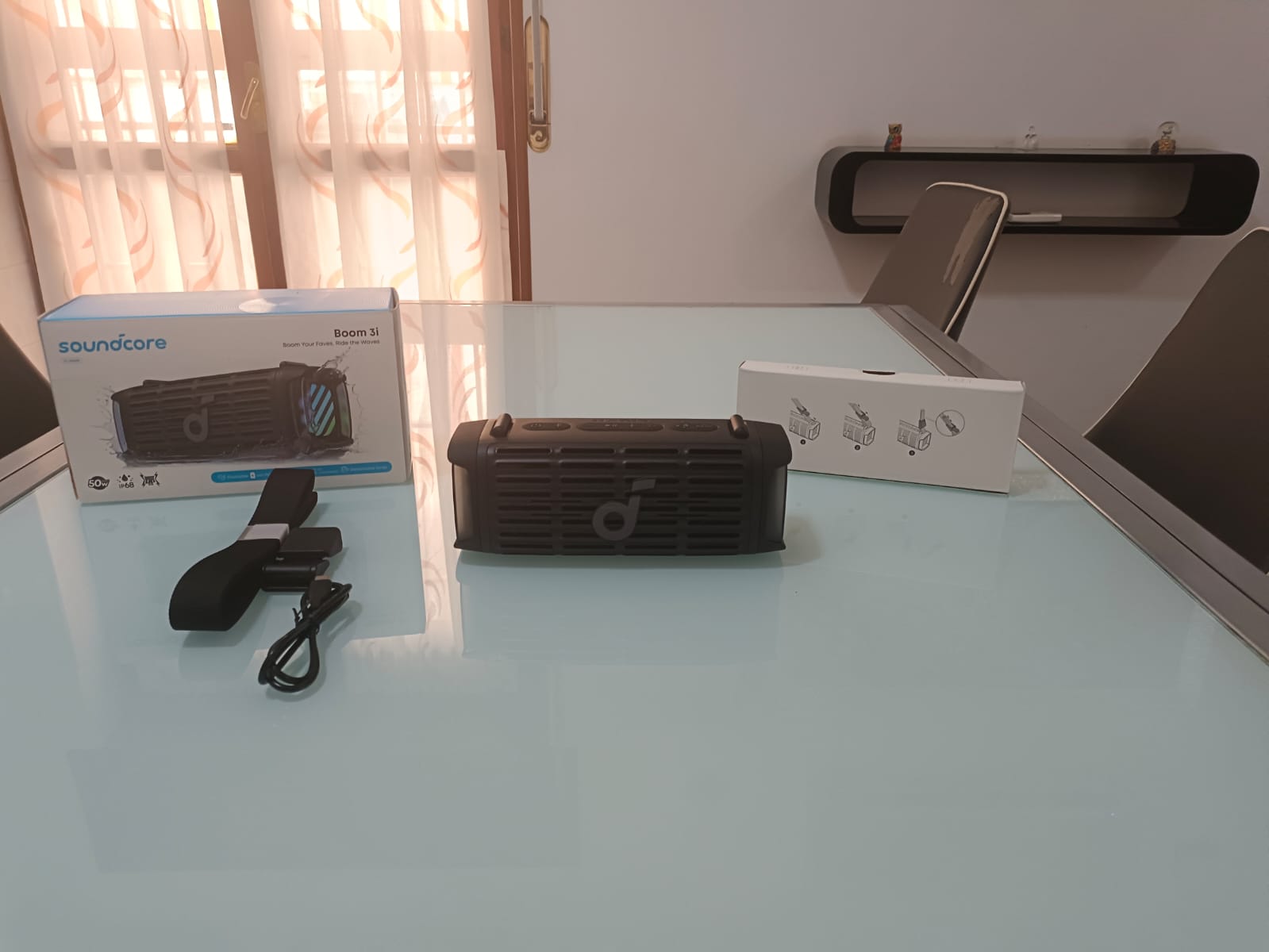 recensione soundcore Recensione Soundcore Boom 3i di Anker: lo speaker Bluetooth impermeabile con bassi potenti e funzioni smart per l