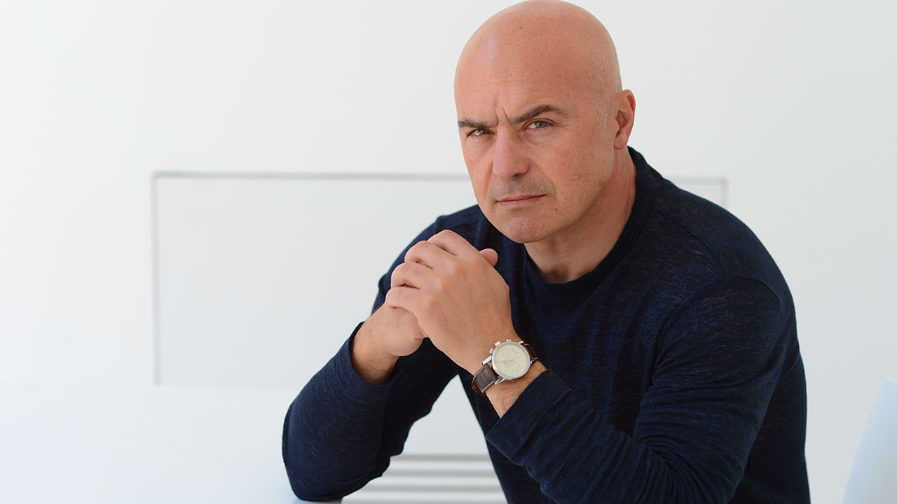 luca zingaretti luca zingaretti