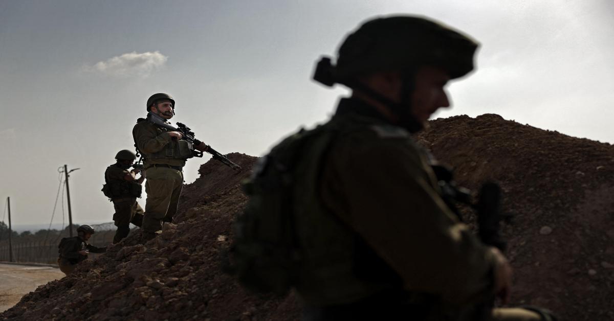 Israele attacca obiettivi Hezbollah in Libano. Gallant oggi negli Usa