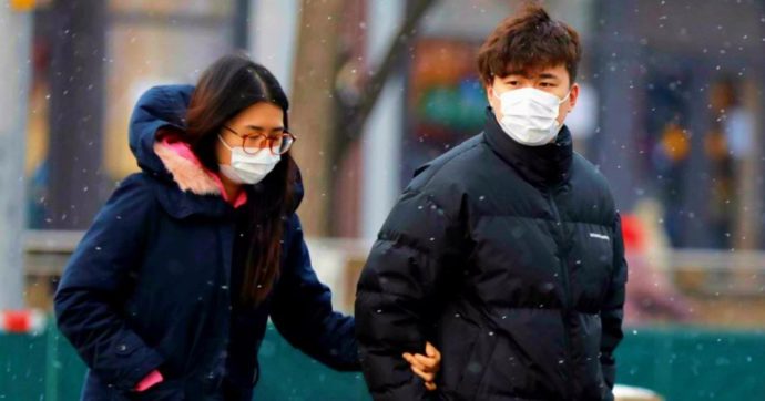 Coronavirus : dimessi da Spallanzani 20 cinesi, borse Asia calano dopo nuovi casi