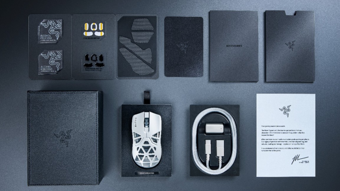 razer viper RAZER VIPER MINI SIGNATURE EDITION IN WHITE