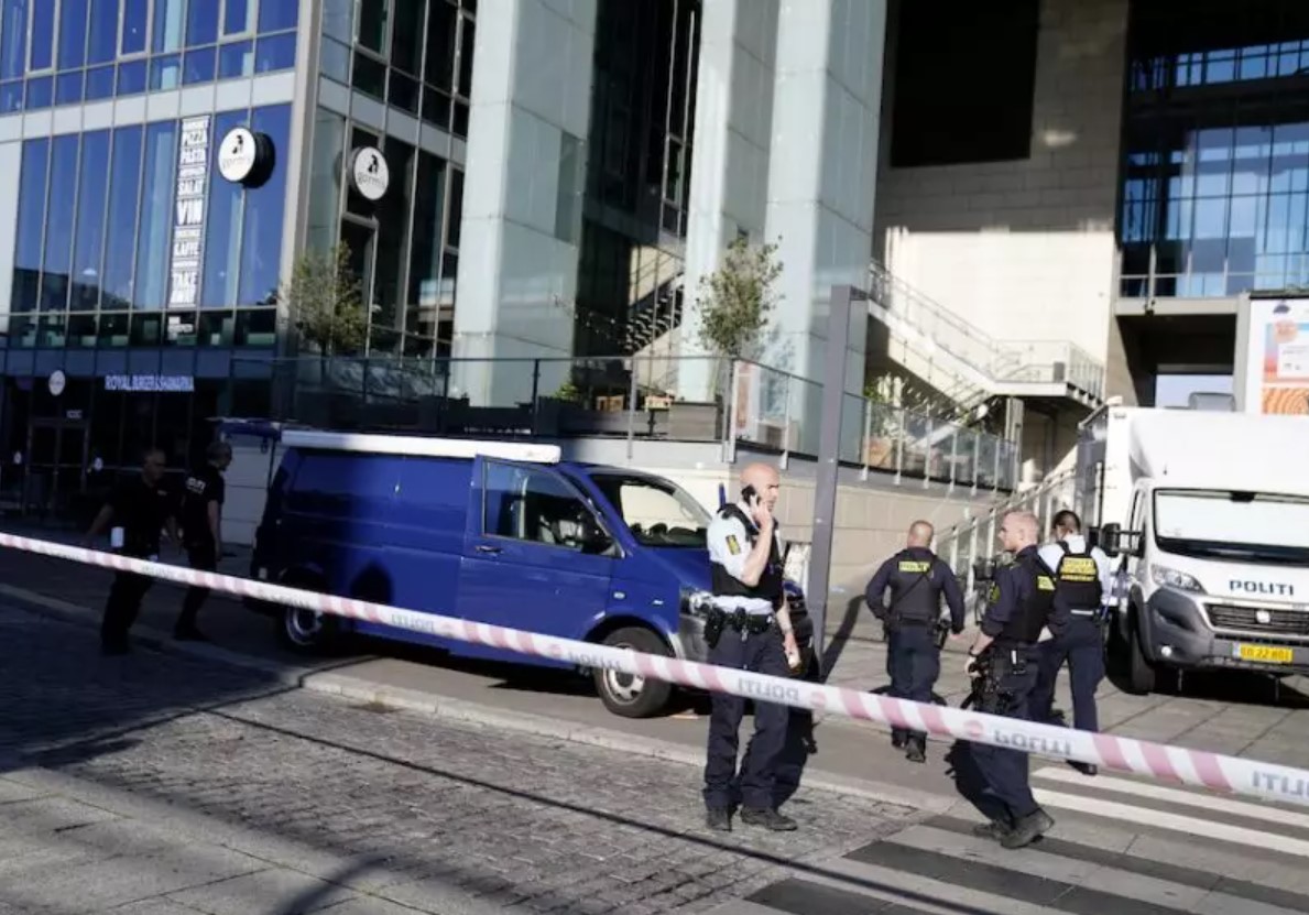Sparatoria Copenaghen : 3 morti e feriti
