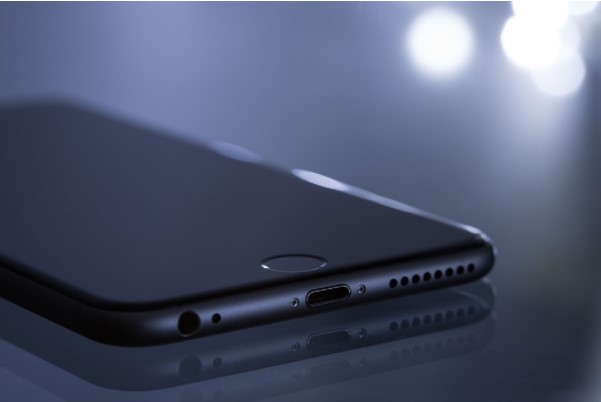 Smartphone in Italia: numero di dispositivi superiore alla popolazione