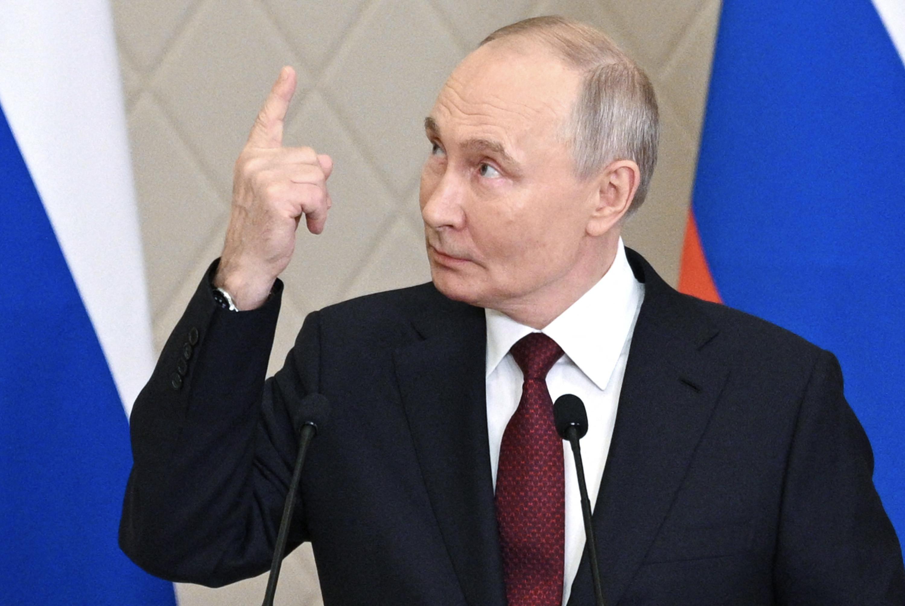 putin minaccia putin minaccia