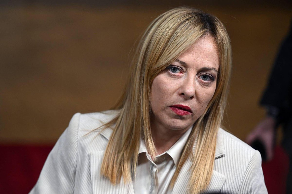 Groenlandia, Meloni boccia i dazi Usa e chiede dialogo nella Nato