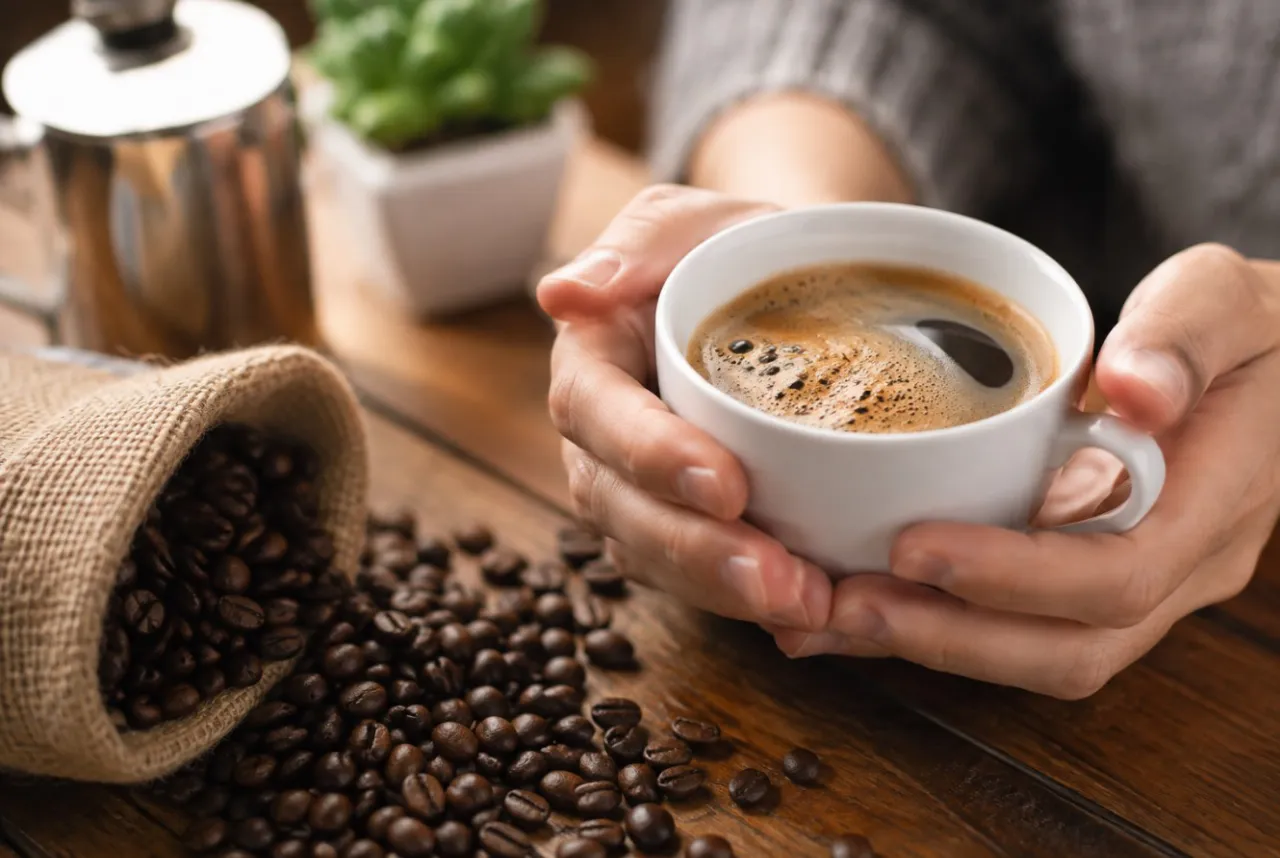 Caffè e ormoni sessuali, lo studio finlandese lega il consumo a metabolismo e testosterone