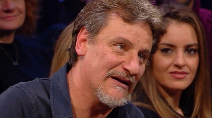 Giorgio Tirabassi sta meglio : di nuovo in tv un mese dopo l’infarto Giorgio Tirabassi sta meglio : di nuovo in tv un mese dopo l’infarto