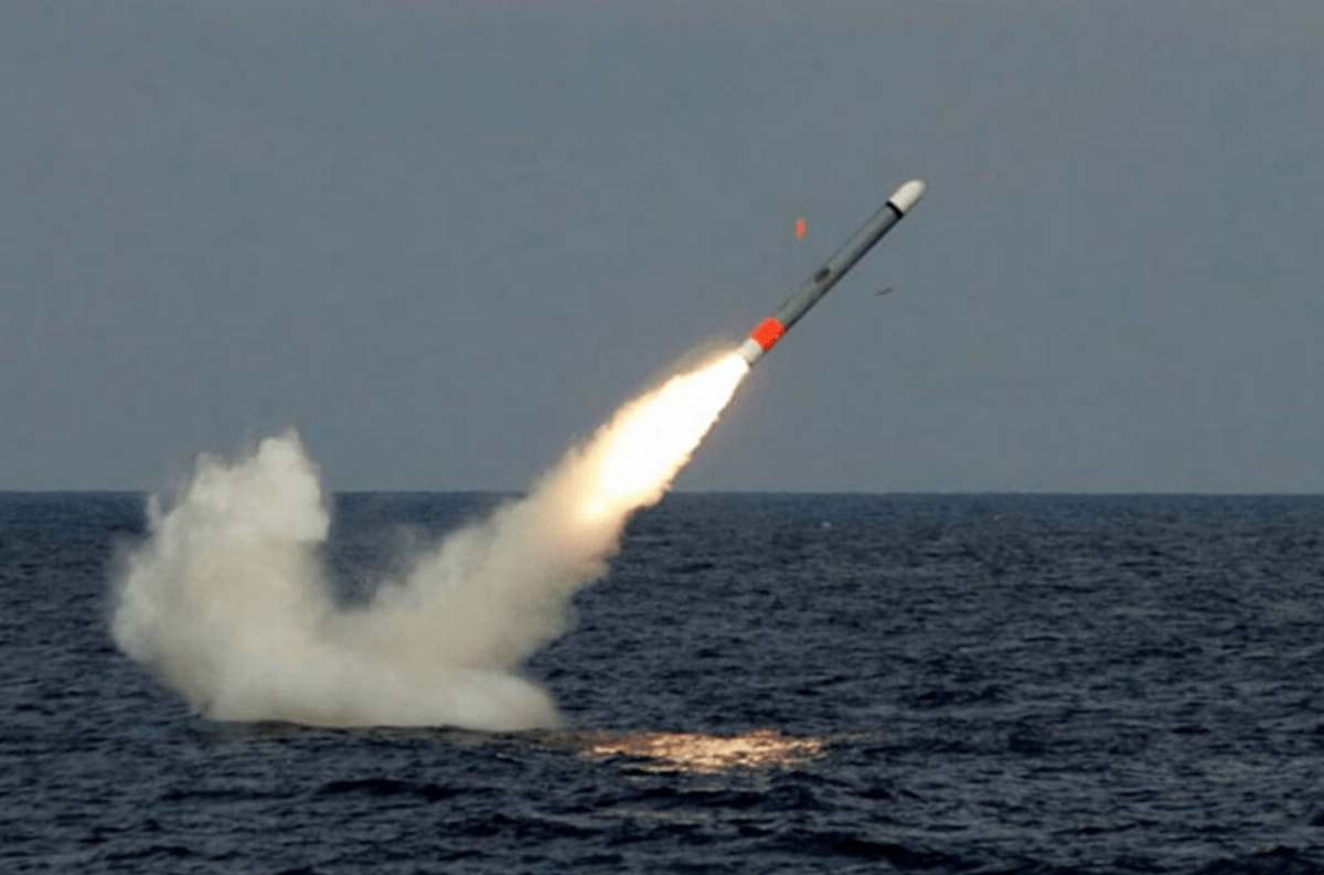 Trump apre uno spiraglio sui missili Tomahawk a Kiev: Zelensky li vuole? Ne abbiamo tanti Trump apre uno spiraglio sui missili Tomahawk a Kiev: Zelensky li vuole? Ne abbiamo tanti