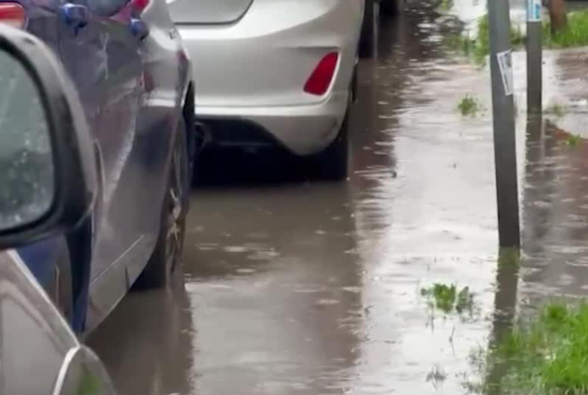 Maltempo a Roma: nubifragio e strade sommerse dall