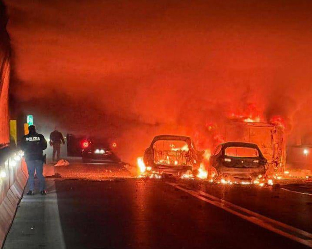 Reggio Calabria, blitz al portavalori in autostrada: colpo da due milioni di euro