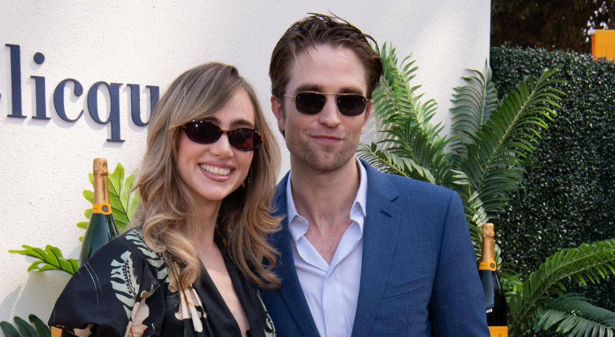 Robert Pattinson papà, la svolta dopo la nascita della figlia Robert Pattinson papà, la svolta dopo la nascita della figlia