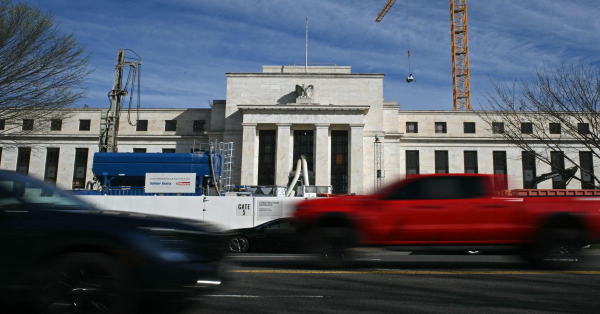 Fed lascia i tassi fermi tra 5,25 e 5,50%