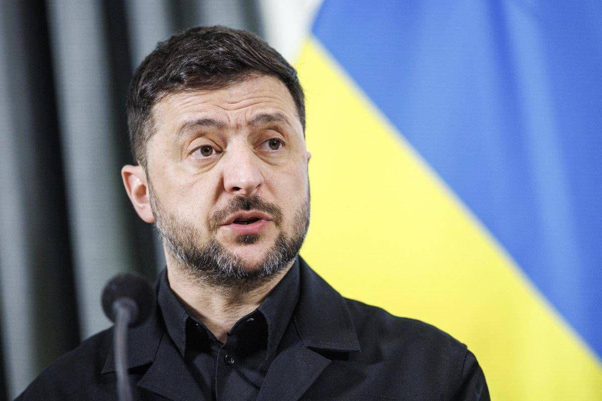 Ucraina, Zelensky avverte: la pace resta l