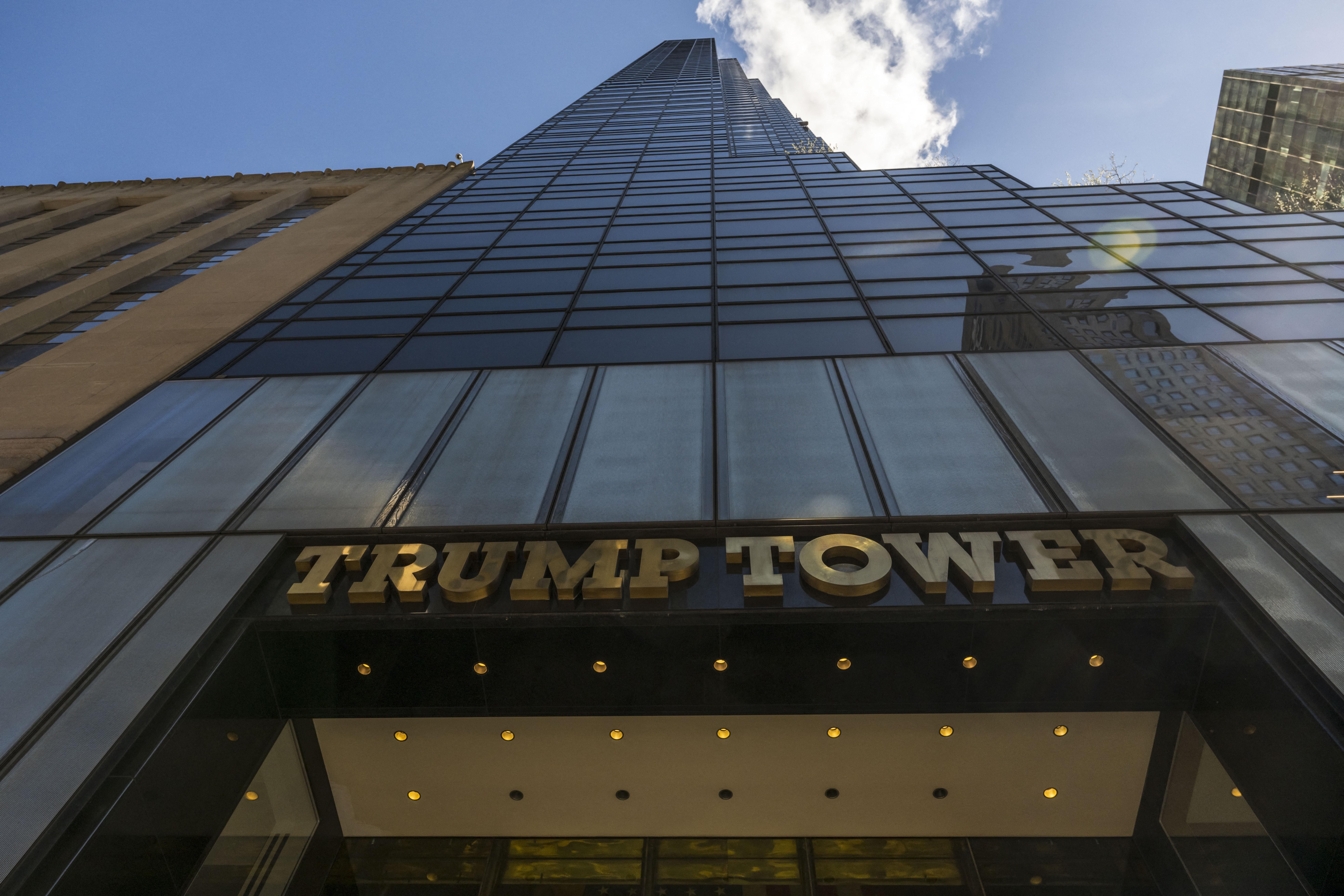 Trump, la procura di New York si prepara al sequestro dei beni dell