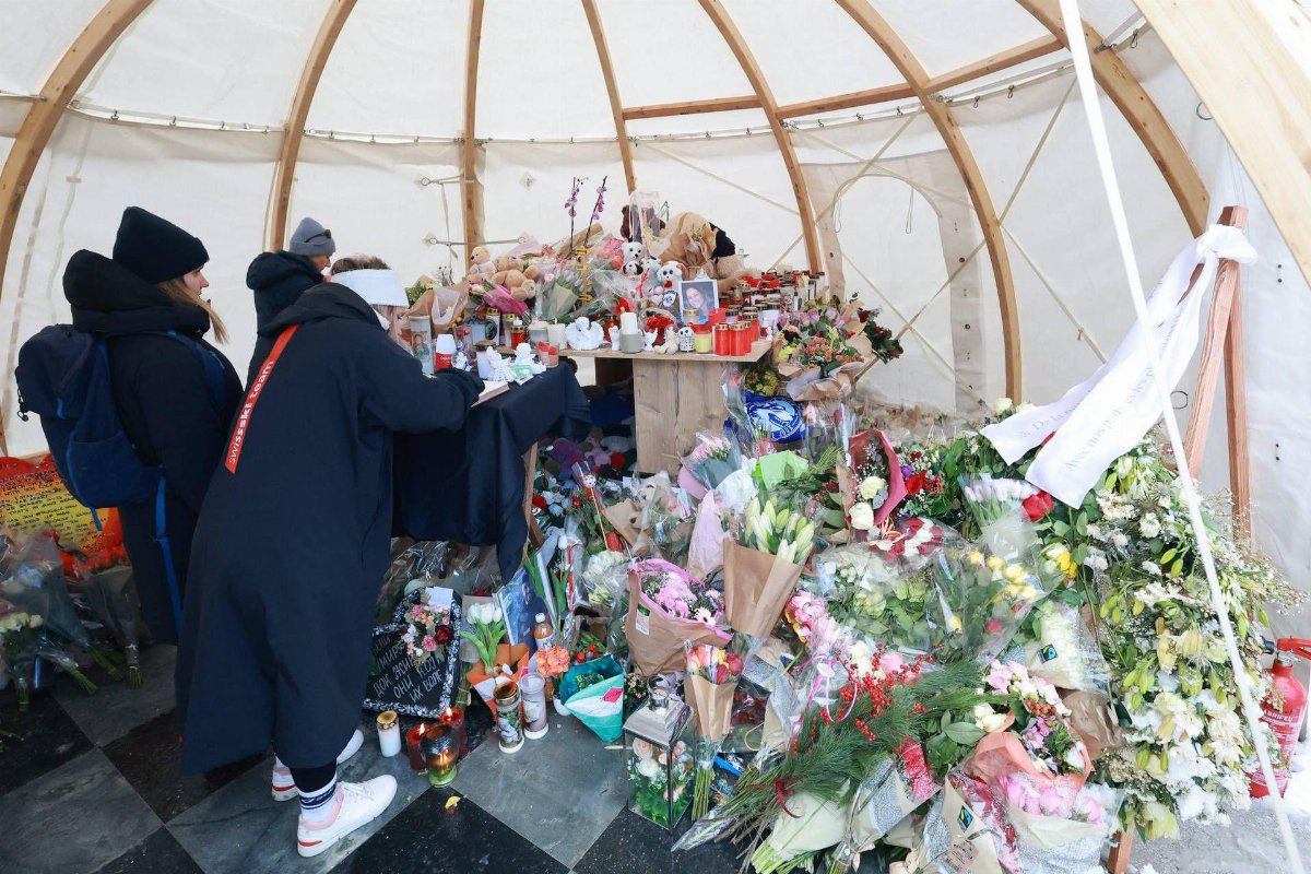 Crans-Montana, il ricordo delle vittime italiane a Bella Ma Crans-Montana, il ricordo delle vittime italiane a Bella Ma