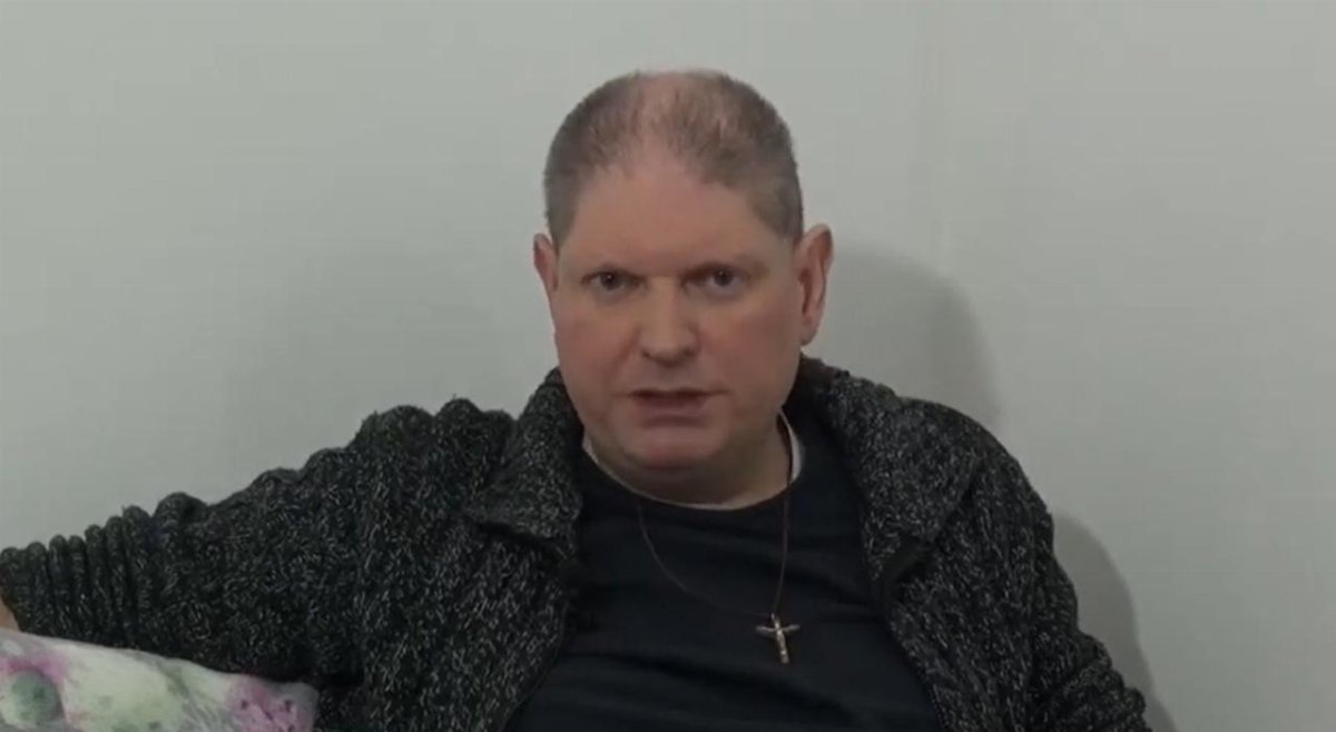 Amo una donna, lascio la Chiesa: don Giovanni rinuncia ai voti dopo vent Amo una donna, lascio la Chiesa: don Giovanni rinuncia ai voti dopo vent