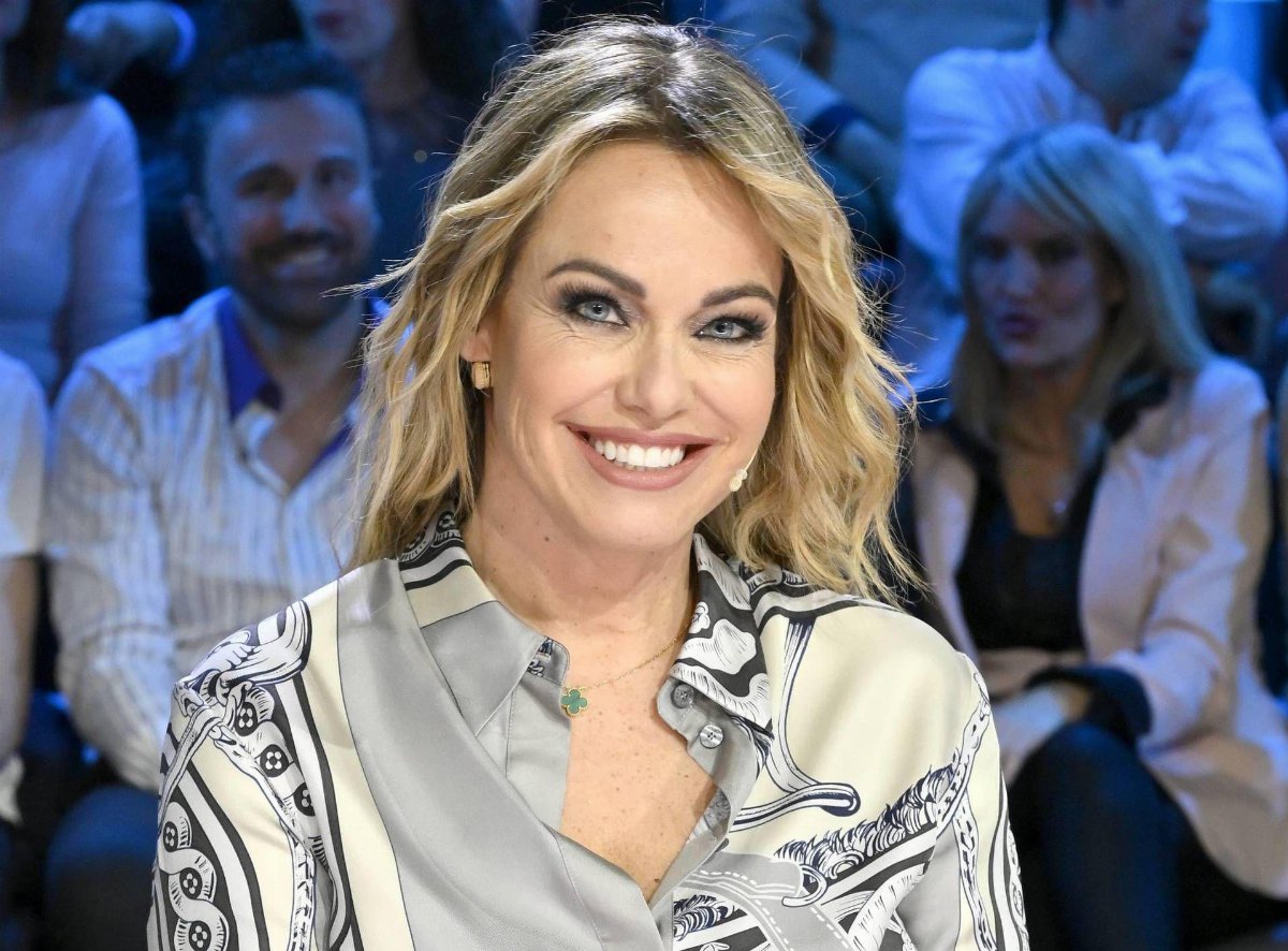 Sonia Bruganelli: Mi sono punita per aver abortito, ho tradito Paolo una sola volta Sonia Bruganelli: Mi sono punita per aver abortito, ho tradito Paolo una sola volta