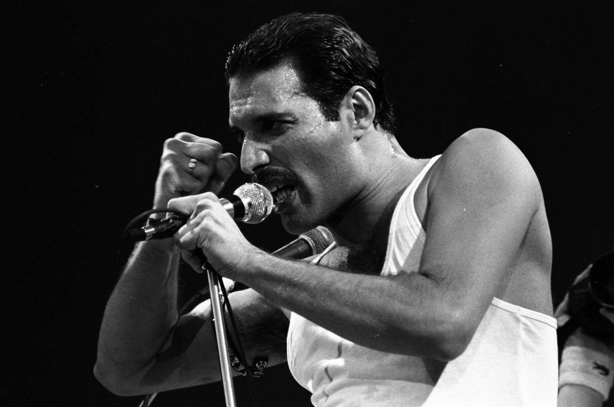 Morta Bibi, la presunta figlia segreta di Freddie Mercury: aveva 48 anni