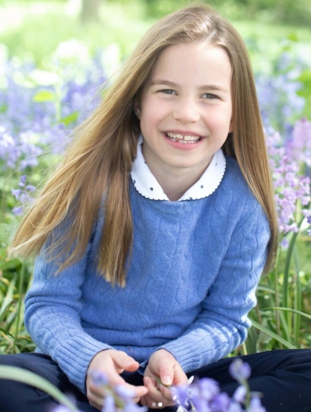 La piccola Charlotte di Cambridge compie 7 anni : le foto di mamma Kate Middleton