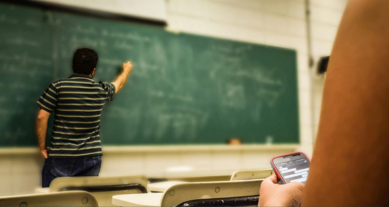 Scuola, aumento stipendi docenti e Ata con il nuovo contratto 2025-2027