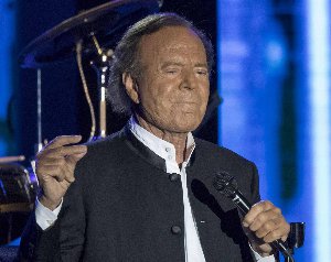 julio iglesias