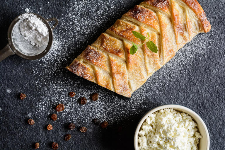 Crostata arrotolata con ricotta: Una dolce sorpresa per tutta la famiglia
