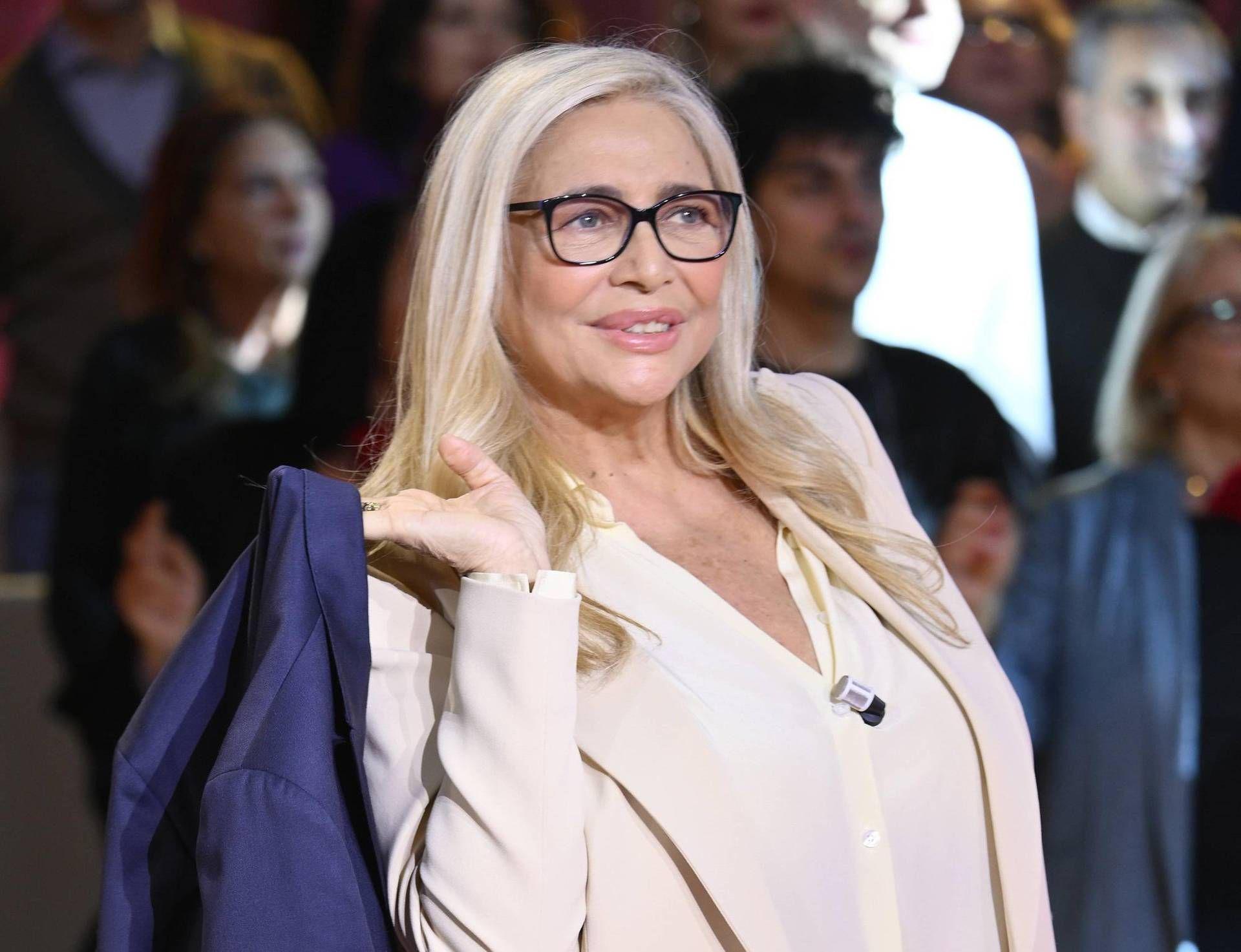 domenica ospiti domenica ospiti