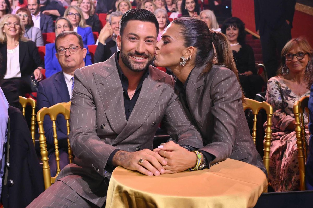 Bianca Guaccero festeggia 45 anni, la dedica di Giovanni Pernice