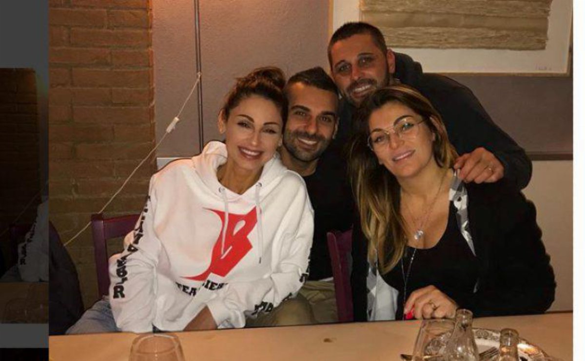 Fratelli di Anna Tatangelo: chi sono Maurizio, Silvia e Giuseppe e che lavoro fanno Fratelli di Anna Tatangelo: chi sono Maurizio, Silvia e Giuseppe e che lavoro fanno