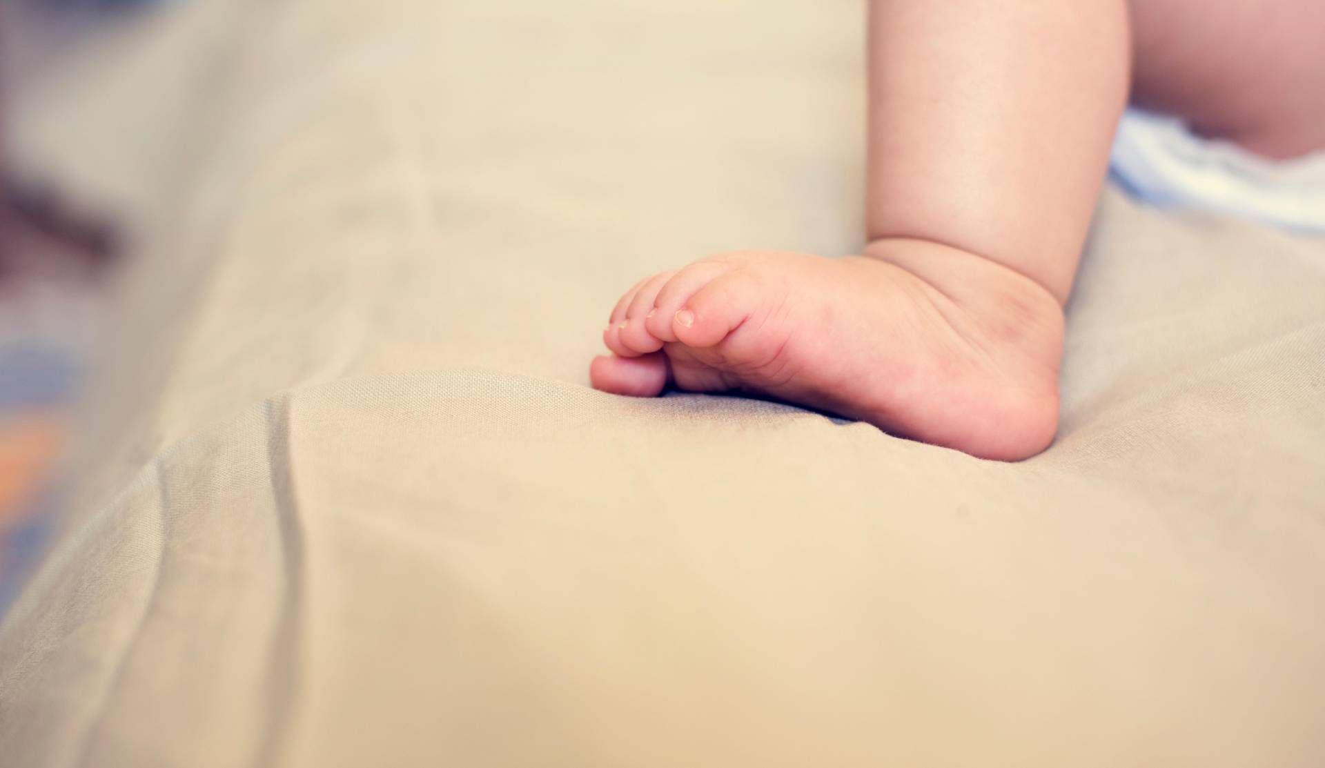 neonata mese neonata mese