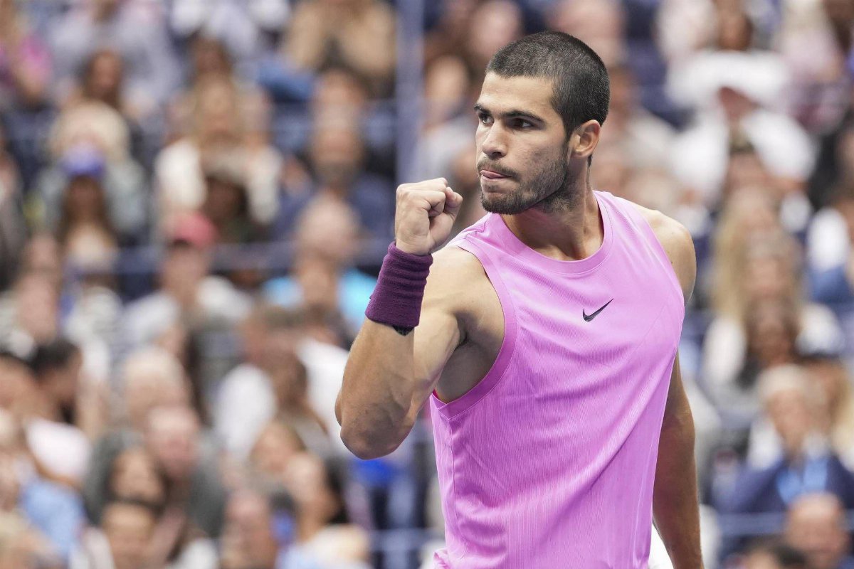Atp Finals Torino, al via lo spettacolo: Alcaraz-De Minaur apre la giornata, Bolelli-Vavassori in campo nel doppio Atp Finals Torino, al via lo spettacolo: Alcaraz-De Minaur apre la giornata, Bolelli-Vavassori in campo nel doppio