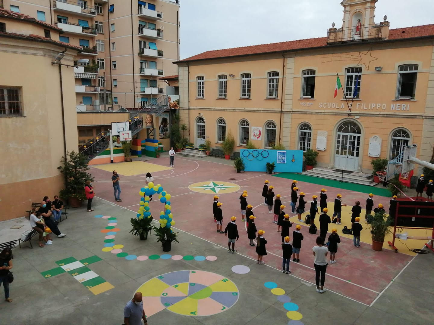 Inizio da favola per i nuovi arrivati nella scuola San Filippo Neri di Massa