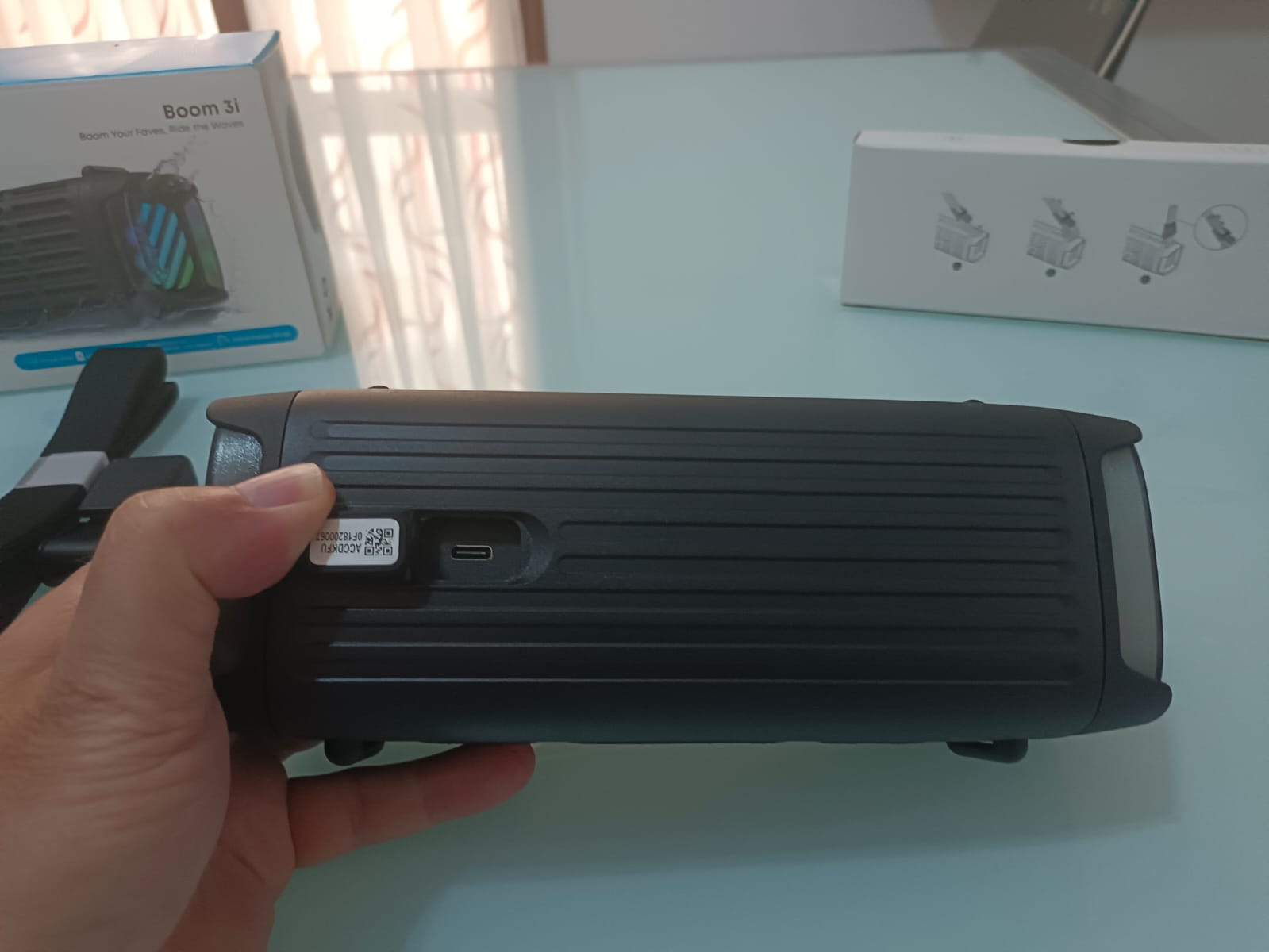 recensione soundcore Recensione Soundcore Boom 3i di Anker: lo speaker Bluetooth impermeabile con bassi potenti e funzioni smart per l
