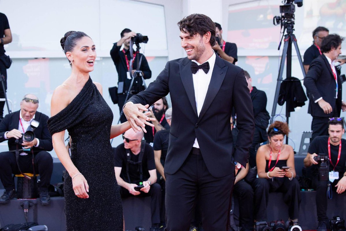 Cecilia Rodriguez e Ignazio Moser a Verissimo  tra vita da neo genitori e il primo mese con Clara Isabel