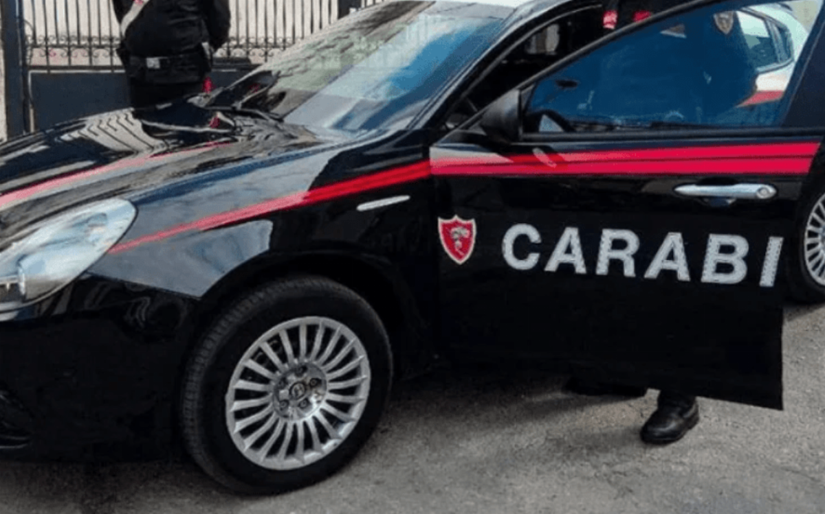 Torino, aggredisce la compagna con un coltello: 38enne arrestato