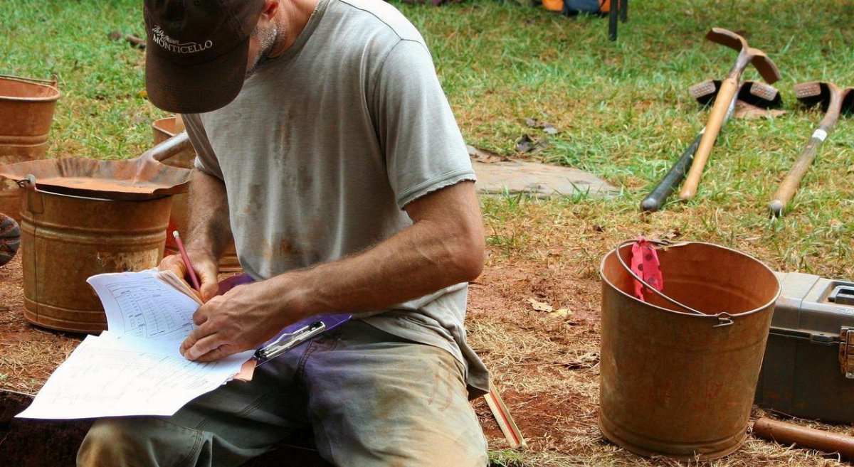 Ucraina, ritrova il tesoro di famiglia nascosto durante la Seconda Guerra Mondiale