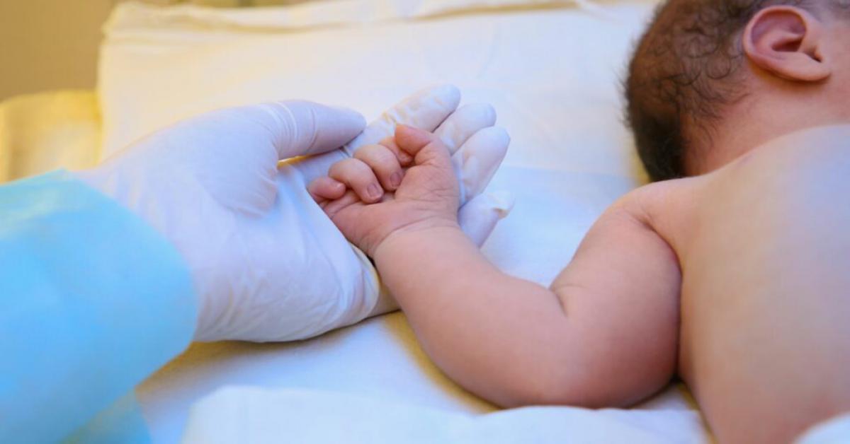 Texas, rimosso un tumore di quasi 2 chili da una bambina: ora sta bene