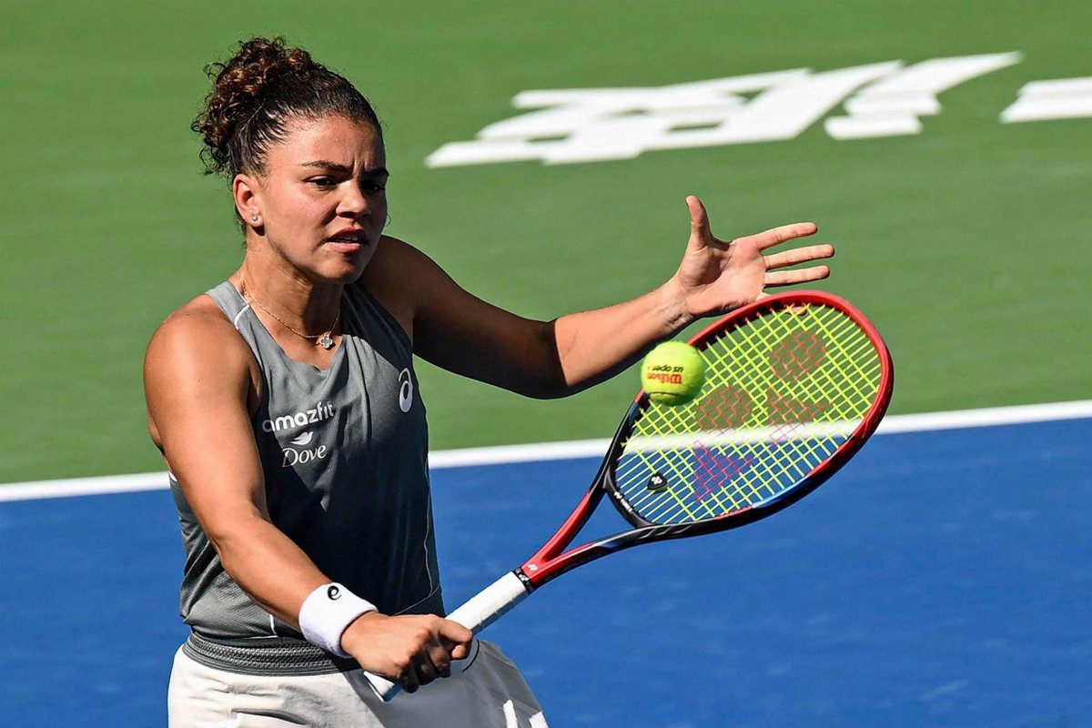 WTA Ningbo - Paolini batte Bencic in rimonta e conquista la semifinale