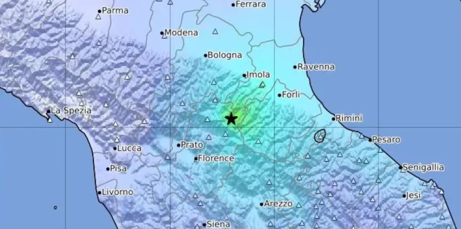 Terremoto a Firenze: Forte Scossa nel Fiorentino Sconvolge la Popolazione