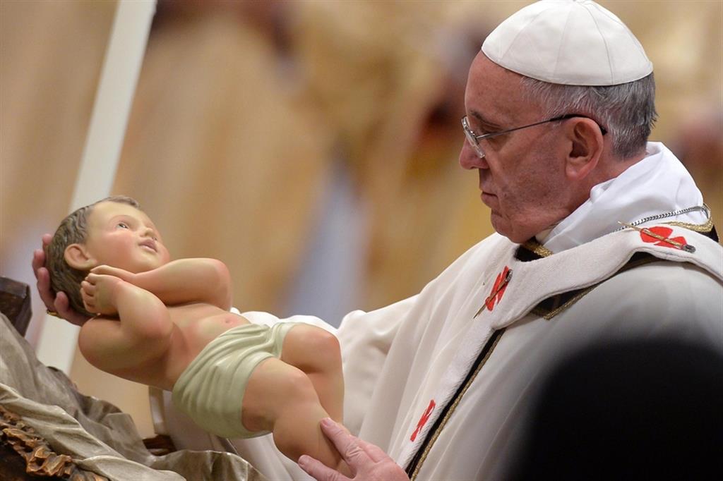 Covid : Papa Francesco celebrerà la Messa di Natale alle 19.30