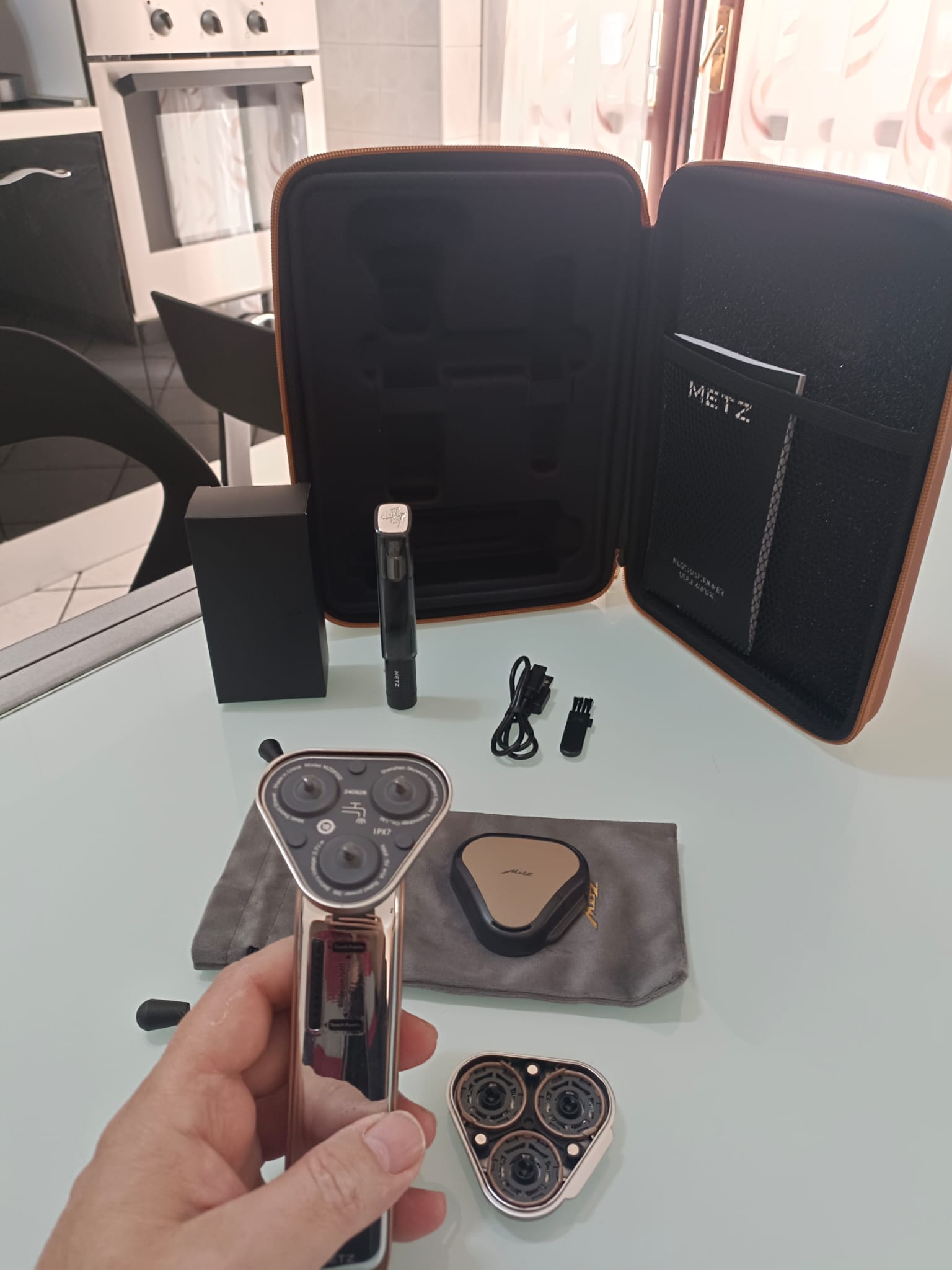 Metz 50% di sconto su Metz Sword: recensione completa, prestazioni, autonomia e qualità