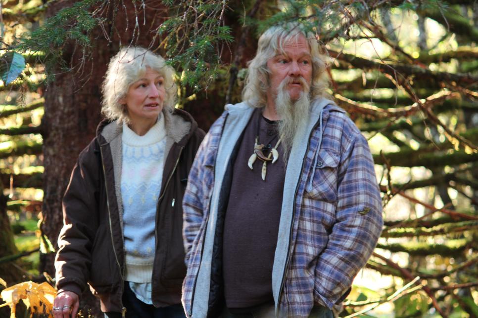 una famiglia fuori dal mondo 2022 DrBeckmann