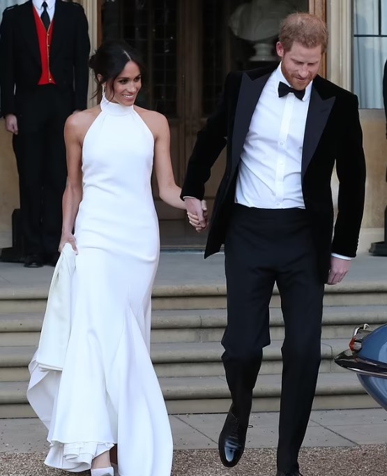 Meghan Markle incanta in bianco nuziale agli ESPYs 2024