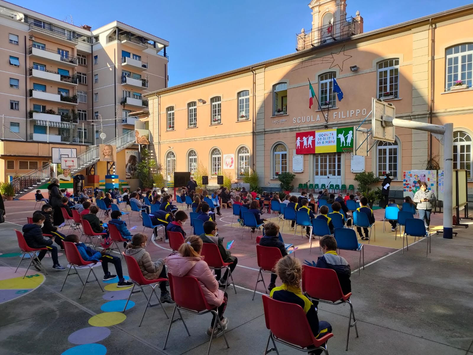 Festa – evento  dei “Diritti dei bambini” dai Fratelli a Massa: lanciato un appello:  “un  milione di bambini afgani  rischiano di morire  di fame e di freddo e basta con la fame”.