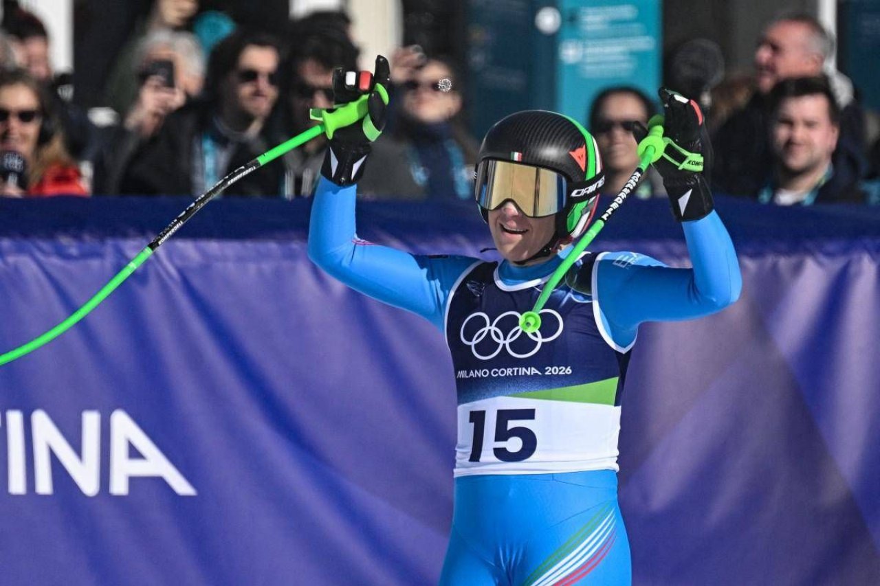 Goggia bronzo olimpico nella discesa libera di Milano Cortina, caduta shock per Vonn